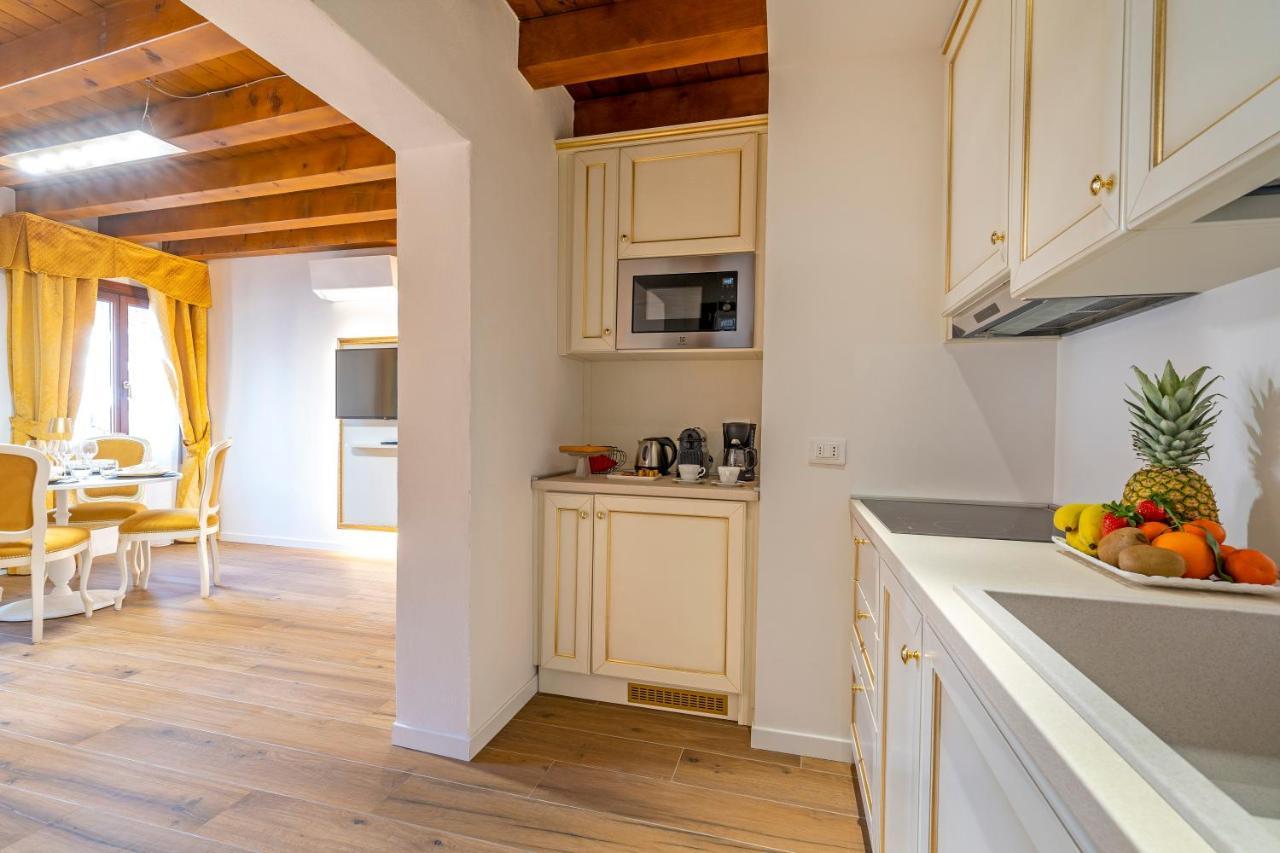 Laguna D'Oro Luxury Apartments Венеция Екстериор снимка