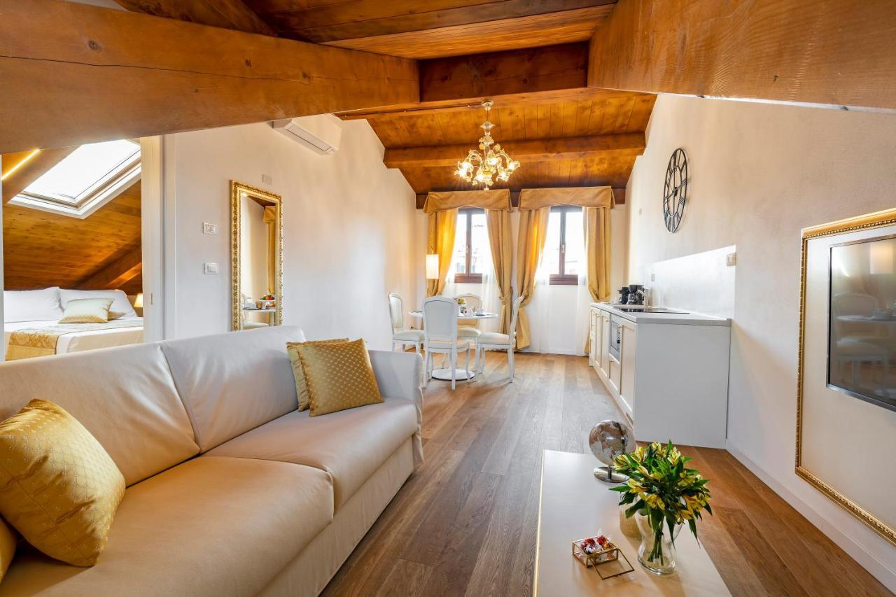 Laguna D'Oro Luxury Apartments Венеция Екстериор снимка