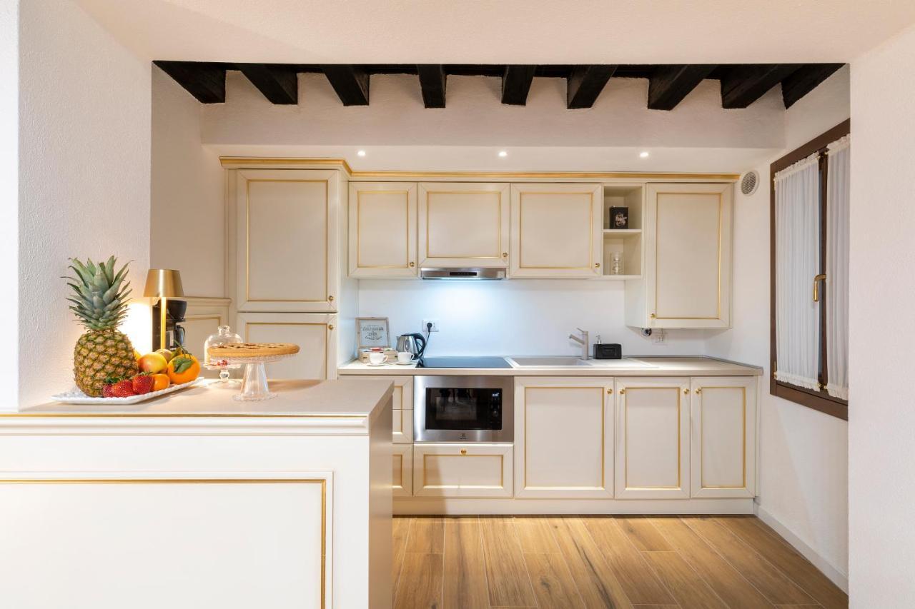 Laguna D'Oro Luxury Apartments Венеция Екстериор снимка