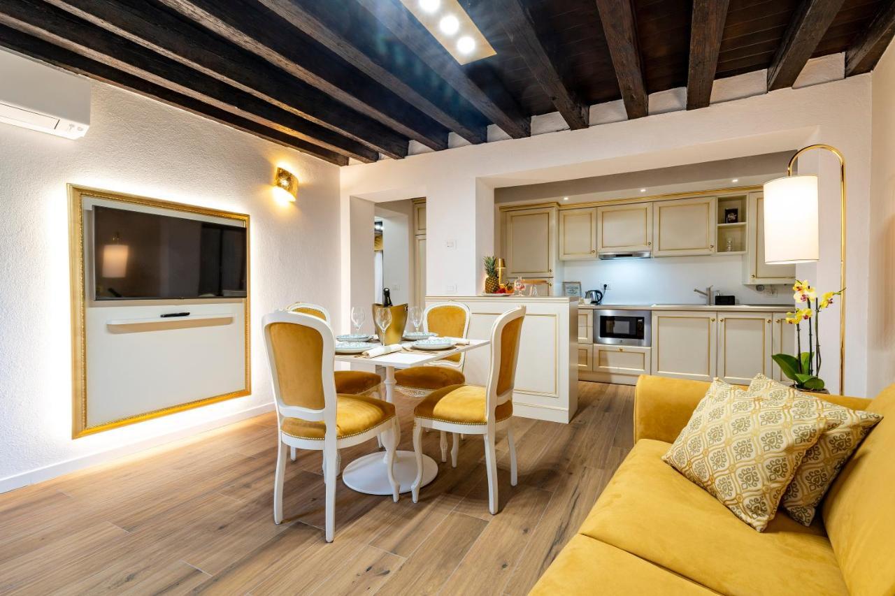 Laguna D'Oro Luxury Apartments Венеция Екстериор снимка