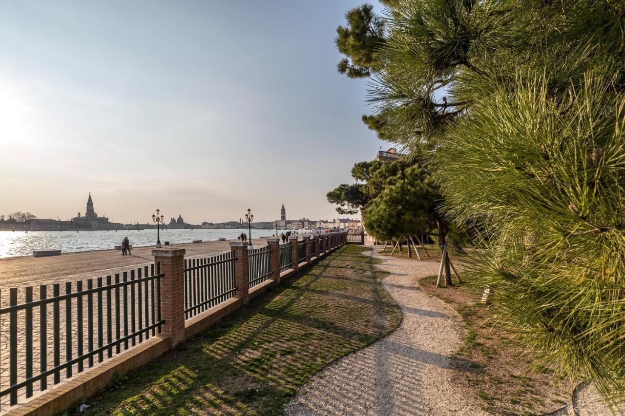 Laguna D'Oro Luxury Apartments Венеция Екстериор снимка